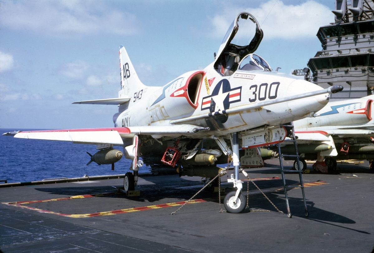 1200px-A-4C_VA-172_on_USS_FDR_off_Vietnam_1966.jpg