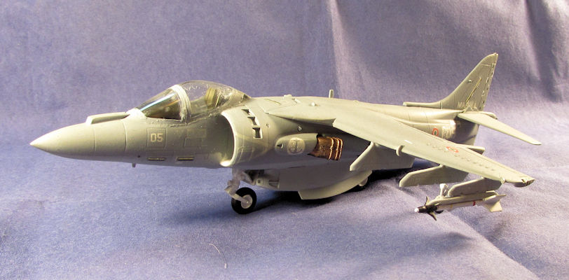 Italian_AV-8B_Harrier_I.jpg