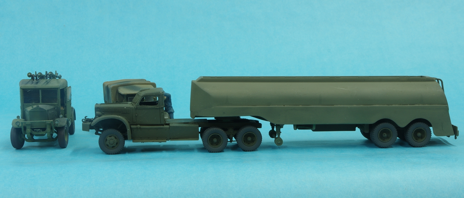 0081tanktrlr.jpg
