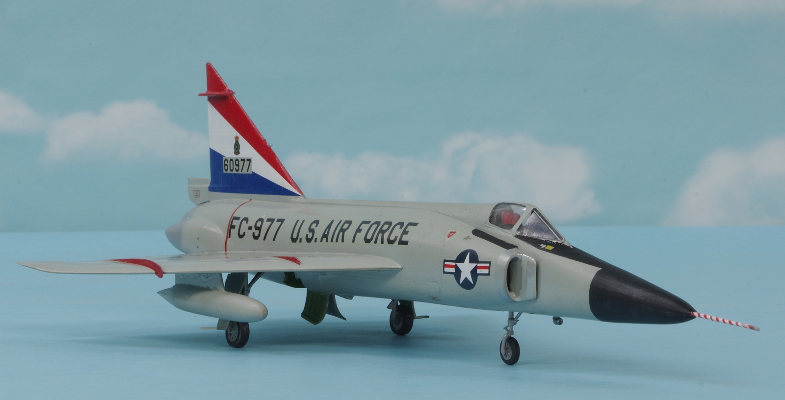 0112f102.jpg 0112f102.jpg