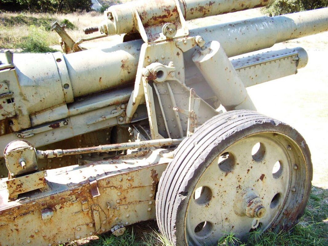 15-cm-Howitzer-sFH-18-00007.jpg