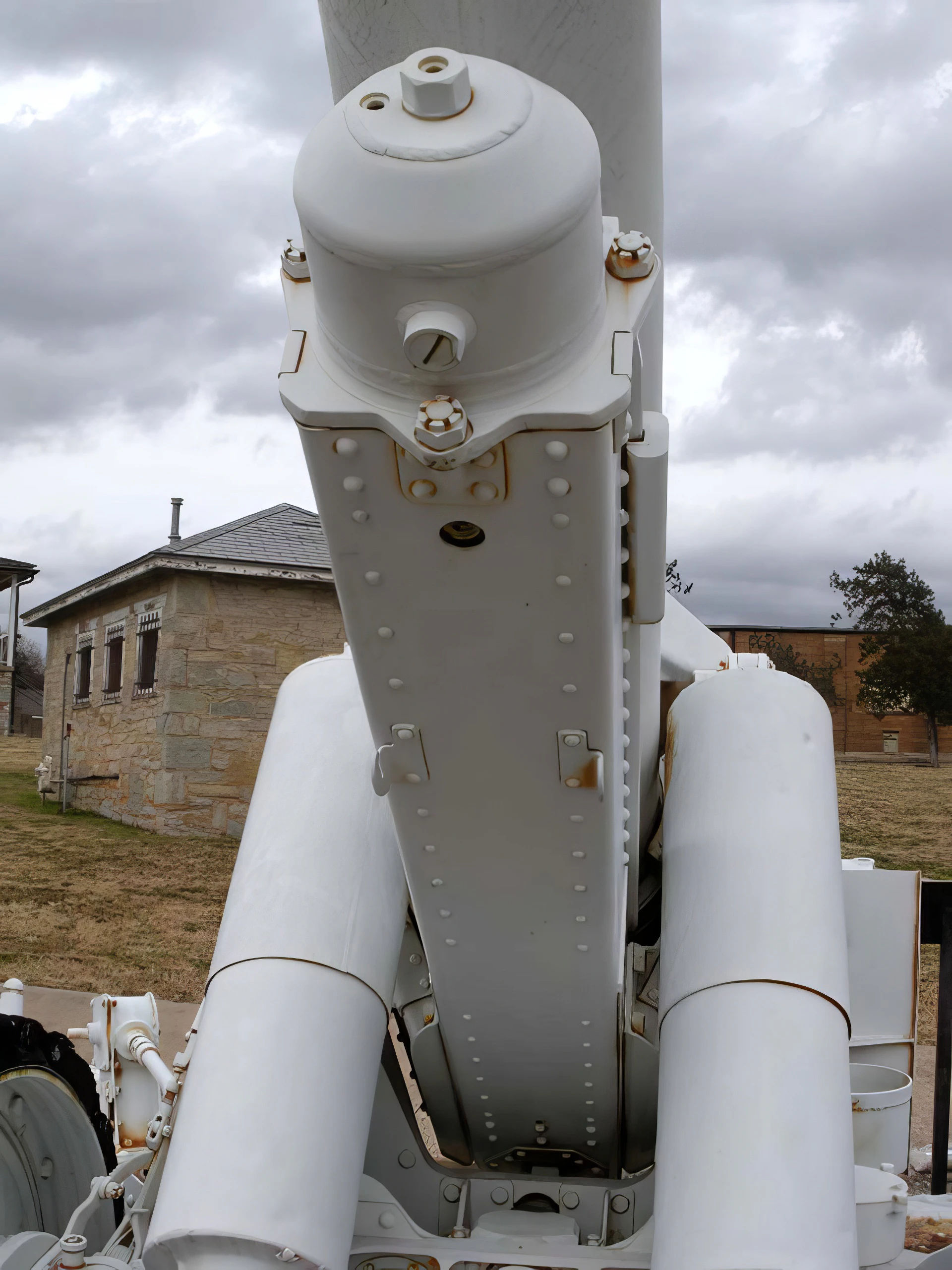 150mm-s.F.H.18-Howitzer-27.jpg