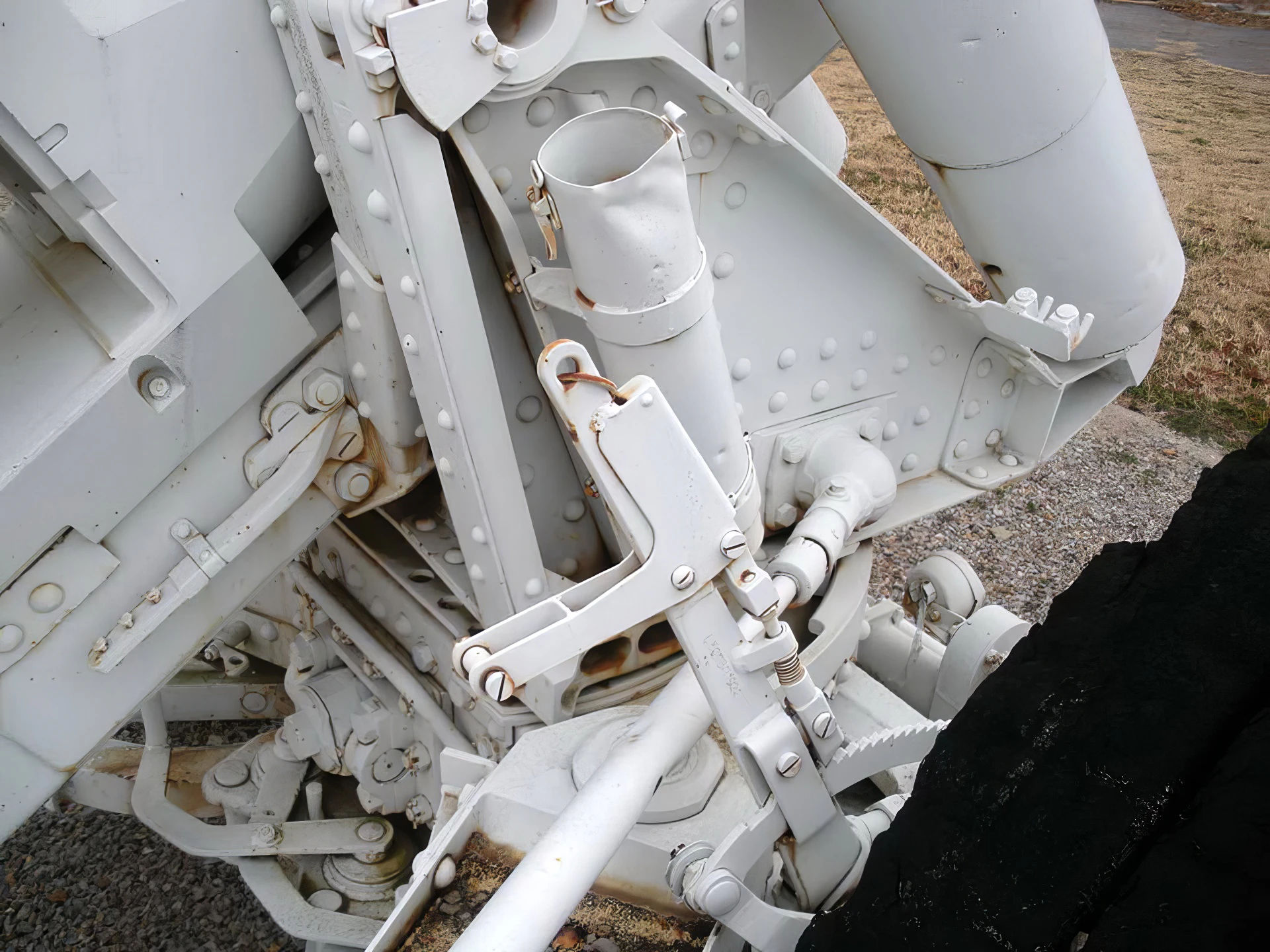 150mm-s.F.H.18-Howitzer-35.jpg
