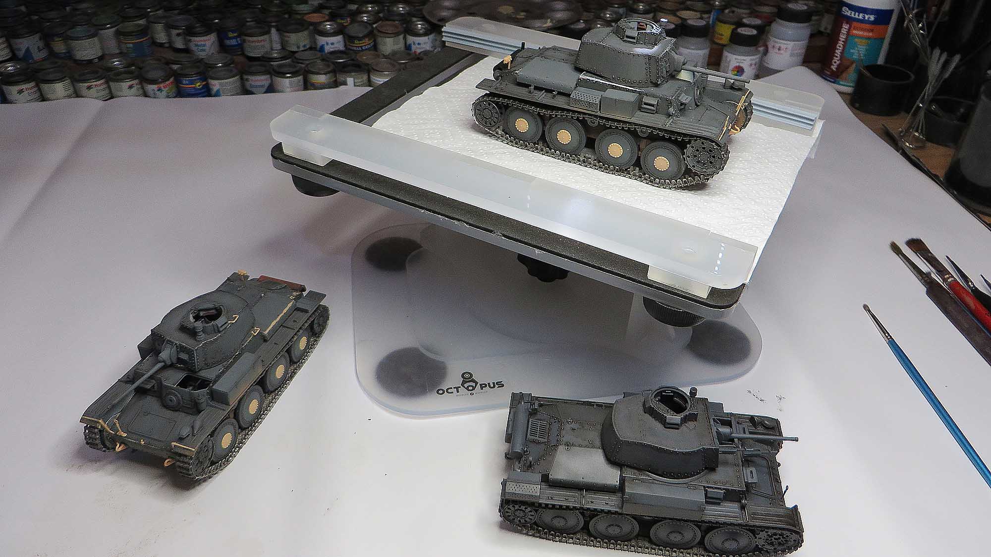 3x Panzer 38T s before paint.jpg