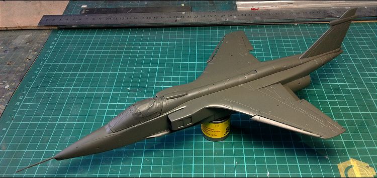 8a Humbrol green.jpg