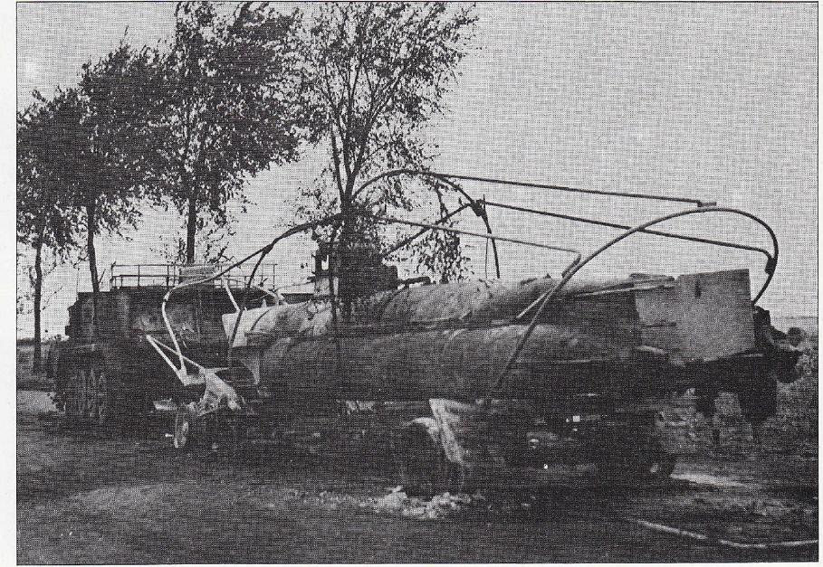 A_damaged warmachines92agosto44no.jpg