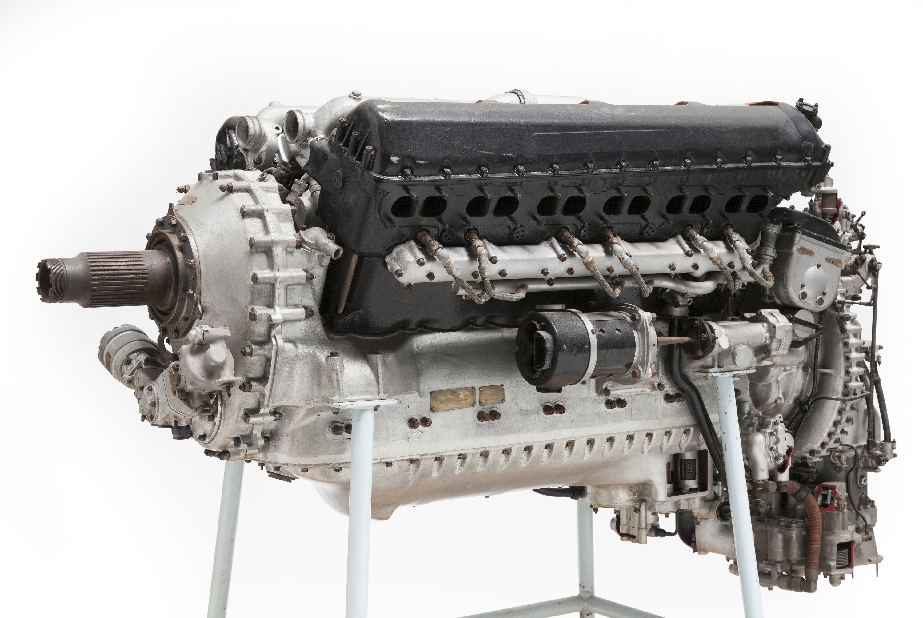aero-engine-rolls-royce-ltd-merlin-46-v-12-inline-supermarine-spitfire-vc-derby-england-1942-7...jpg