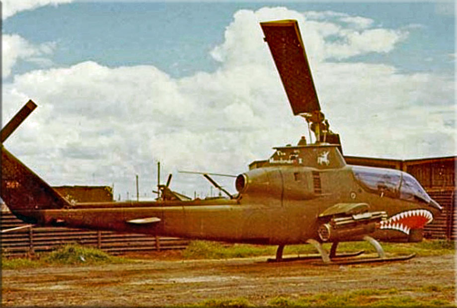 !AH-1G 67-15567 The Henchman II 01.jpg