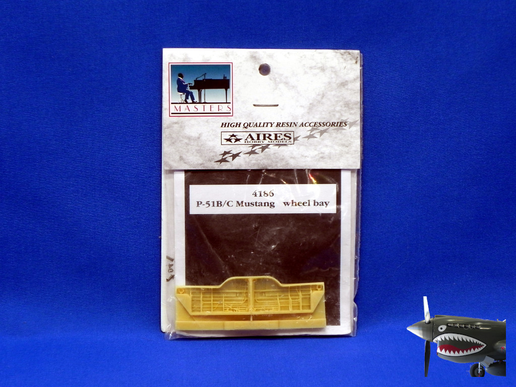 Aires4186P51BCwheelbay eBay.JPG