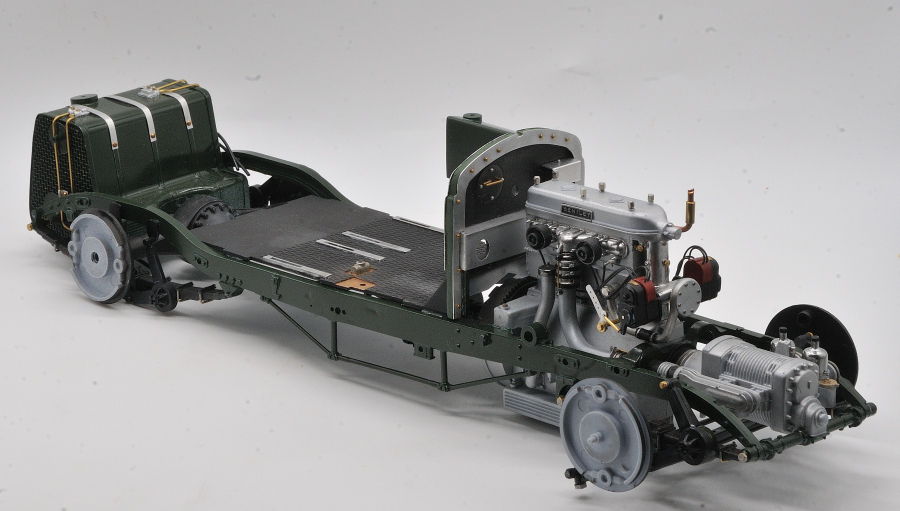 Airfix bentley 125 18521 (6).JPG
