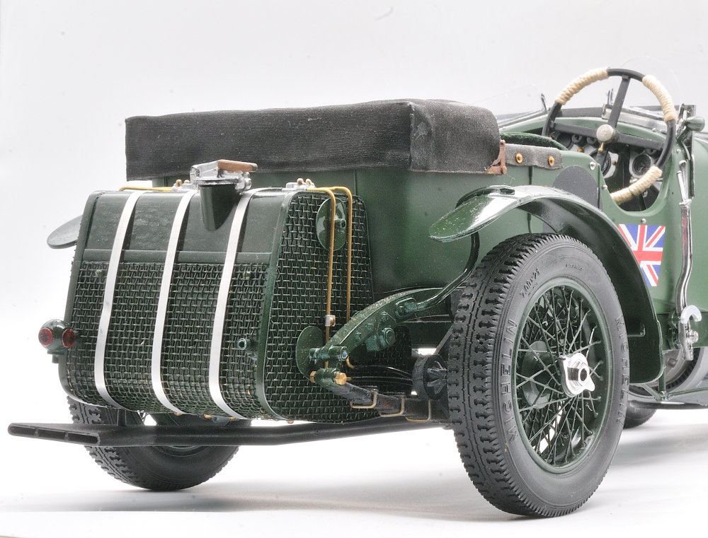 Airfix Bentley blower 1 in 12 (4).JPG