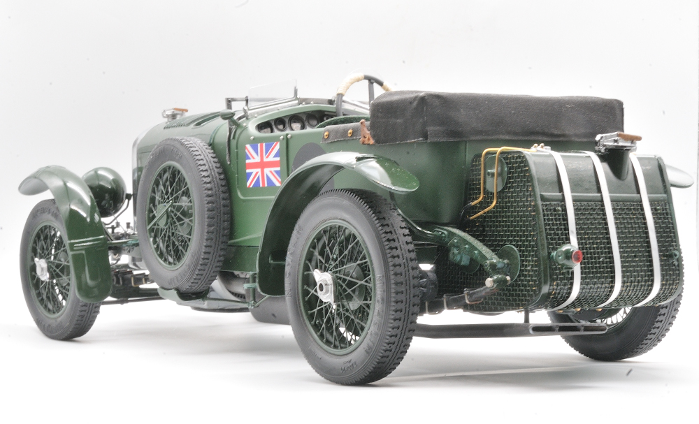 Airfix Bentley blower 1 in 12 (5).JPG