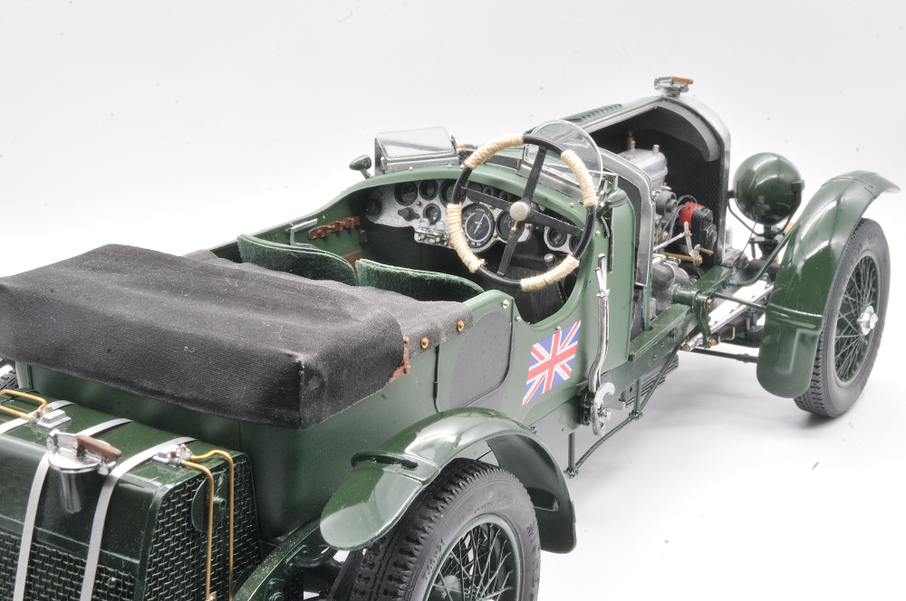 Airfix Bentley blower 1 in 12 (7).JPG
