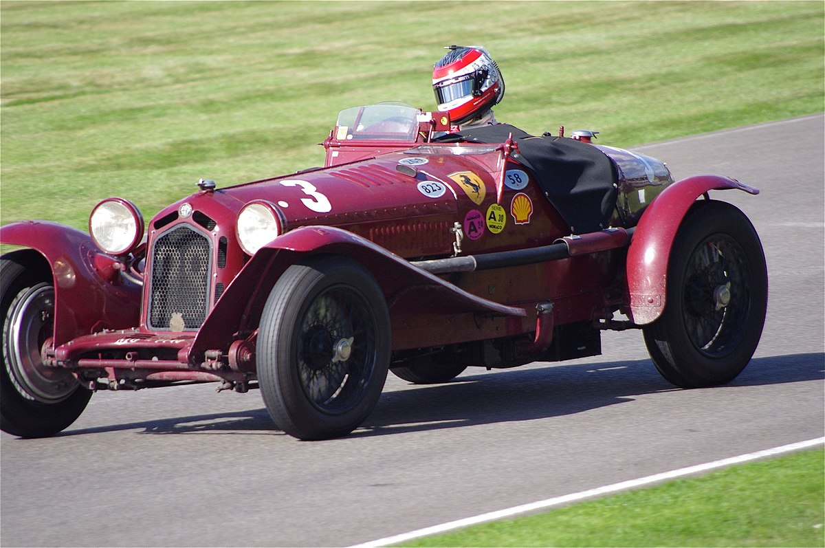 Alfa_Romeo_8C_2300_Monza_at_Goodwood_Revival_2012.jpg