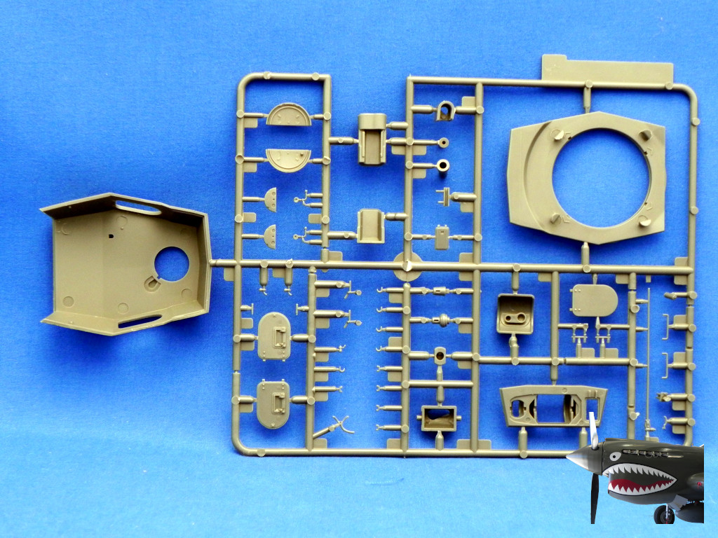 AmusingHobbyNeuBauFahrZeugSprueTreeFrear.JPG AmusingHobbyNeuBauFahrZeugSprueTreeFrear.JPG