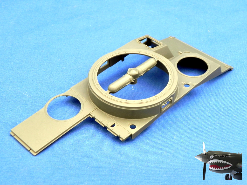 AmusingHobbyNeuBauFahrZeugSprueTreeHullUpper2.JPG AmusingHobbyNeuBauFahrZeugSprueTreeHullUpper2.JPG