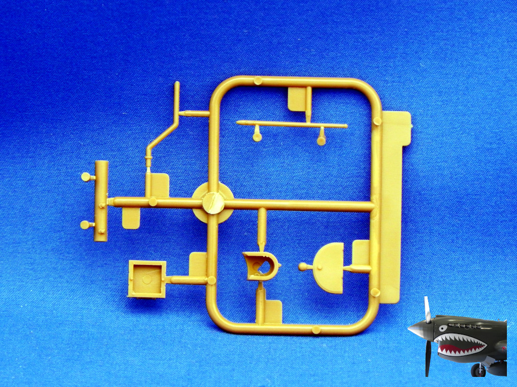 AmusingHobbyNeuBauFahrZeugSprueTreePrear.JPG AmusingHobbyNeuBauFahrZeugSprueTreePrear.JPG