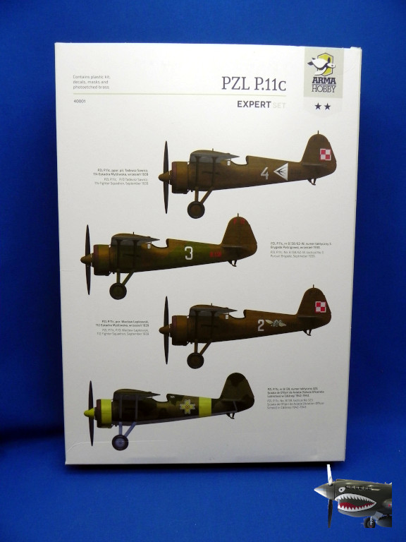 ArmaHobby 40001 PZL-11c Box 01.JPG
