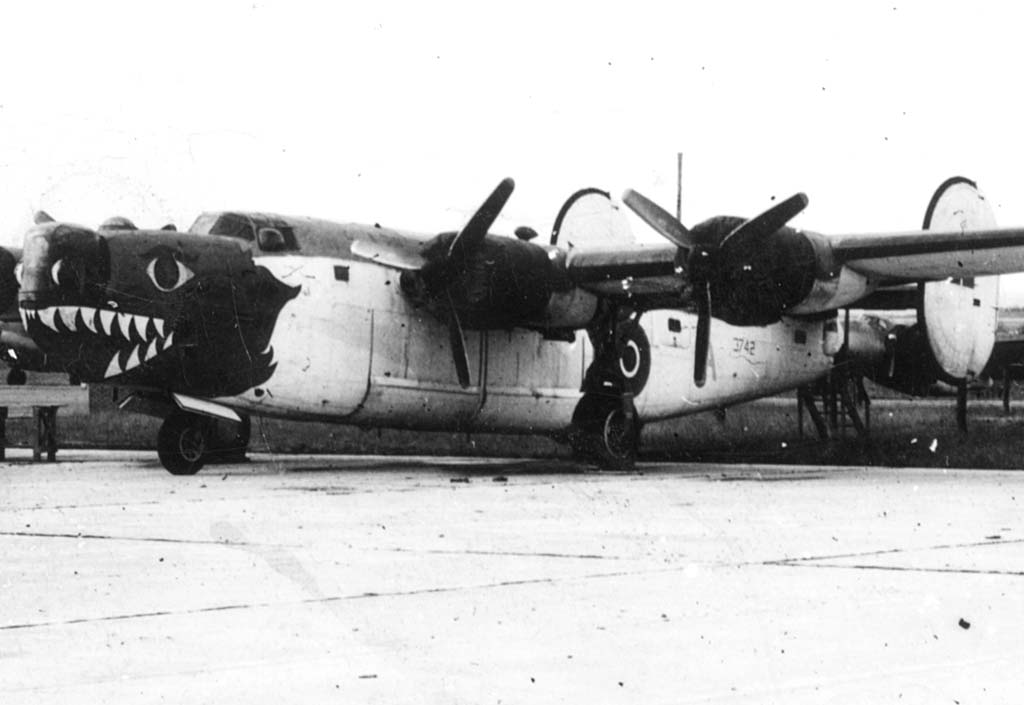 B-24 RCAF 10BR_LIB_A_3742.jpg
