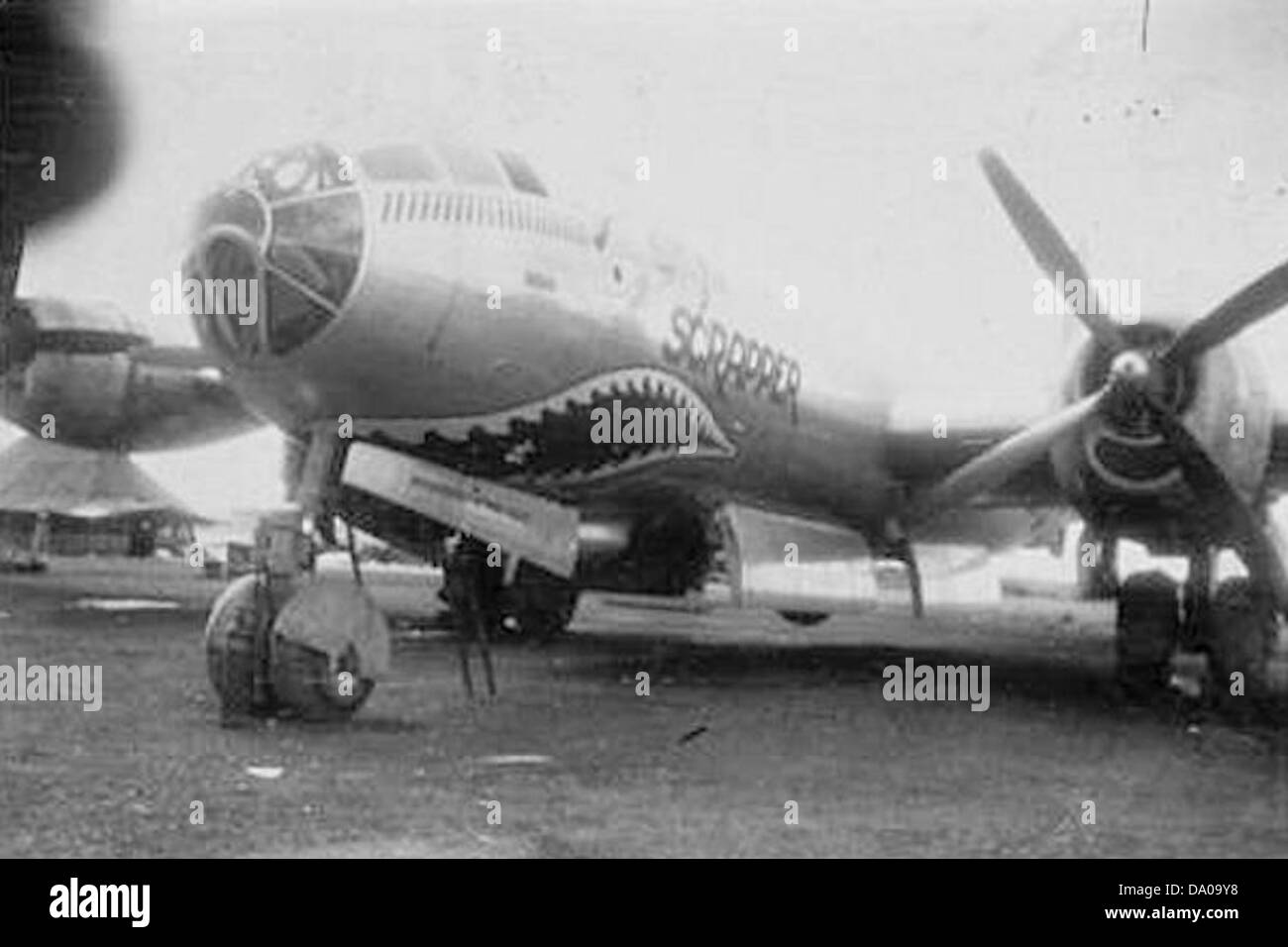 B-29 497bg-869sq-42-24599-scrapper-DA09Y8.jpg