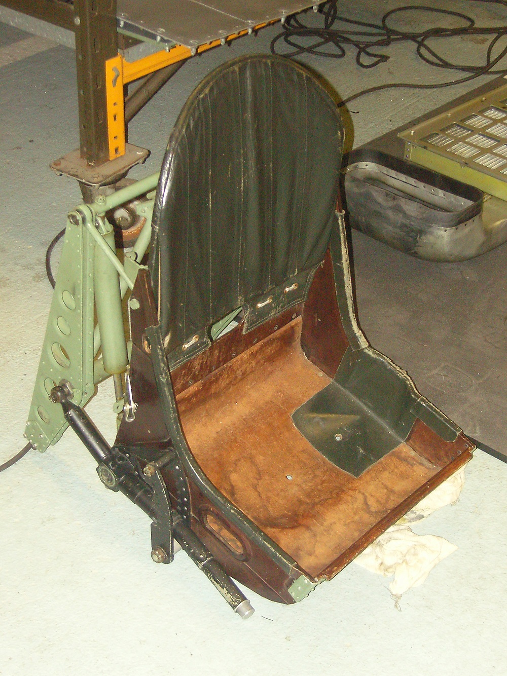 BBMF_Spitfire_pilot's_seat_.jpg