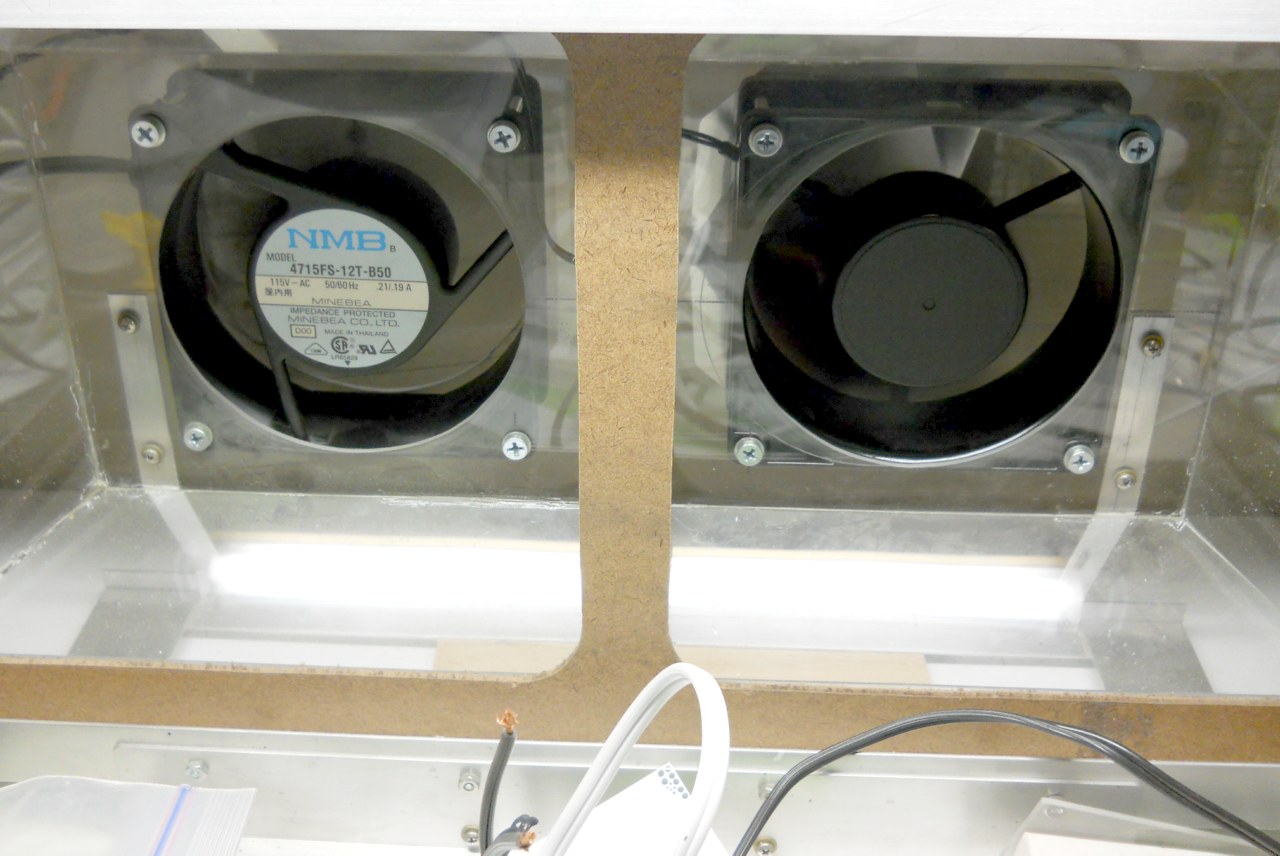 Both fans running.jpg