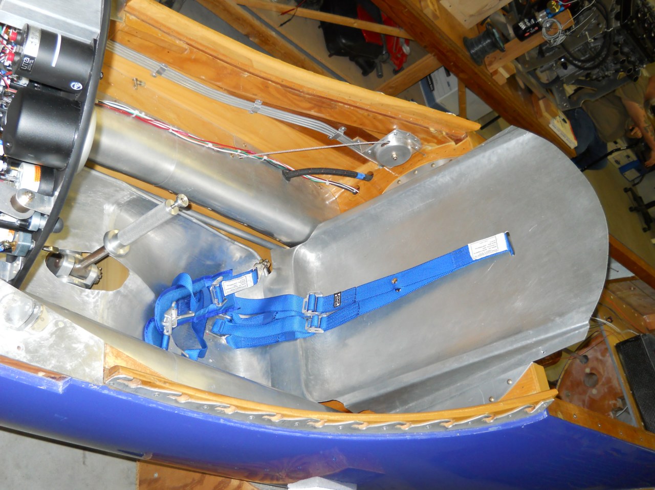 Bugatti P-102 Cockpit.jpg