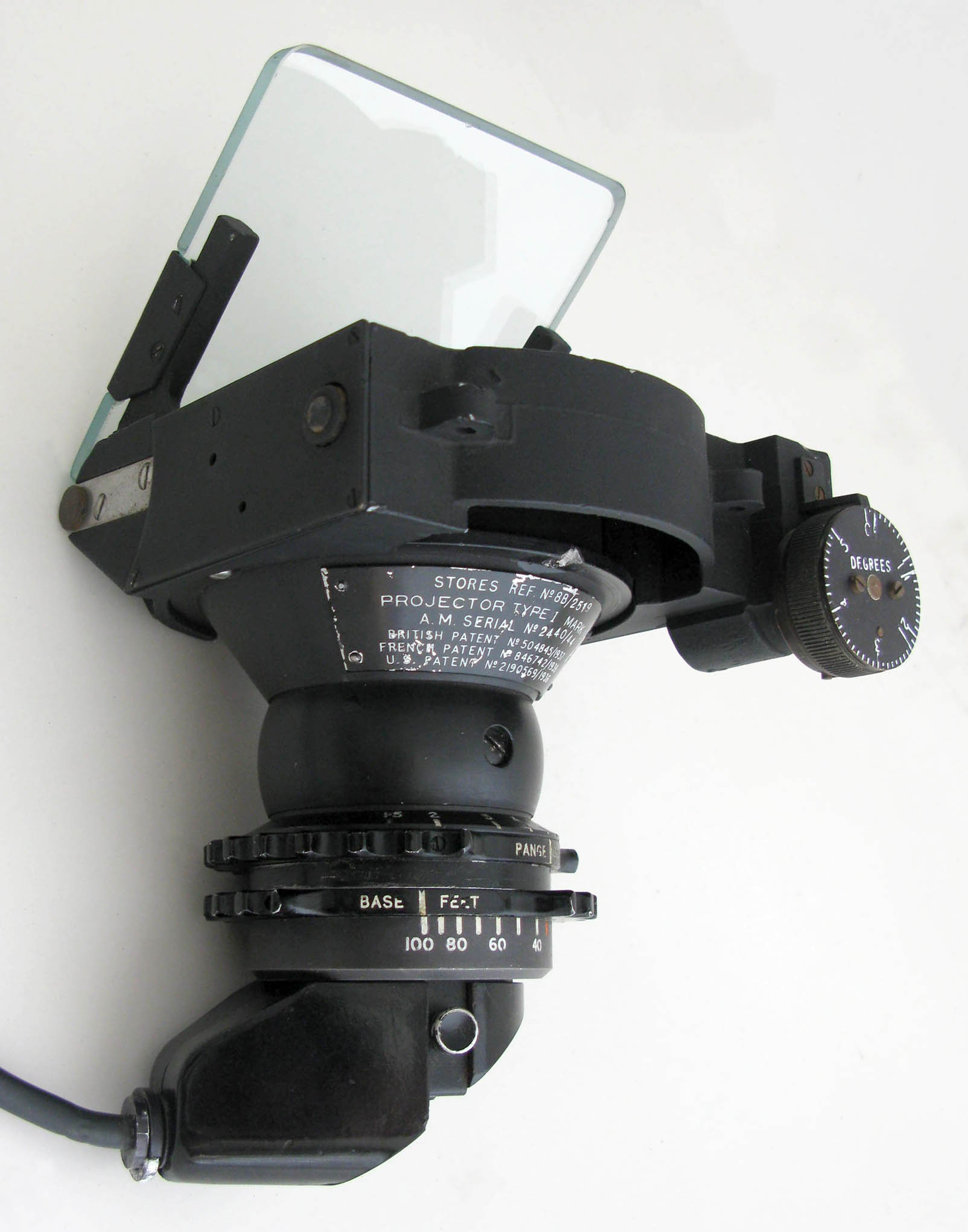 C0023_(below_front_left).jpg