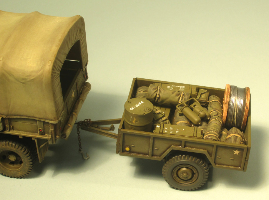 cargo w.canvas9.JPG