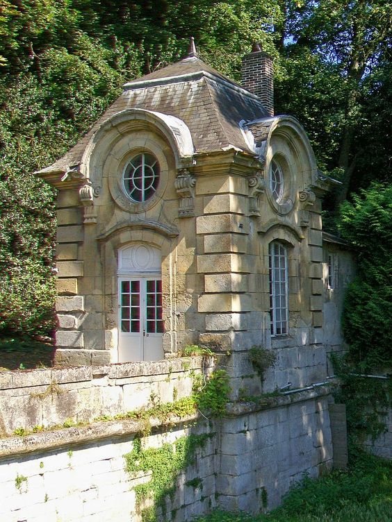 chateau.jpg