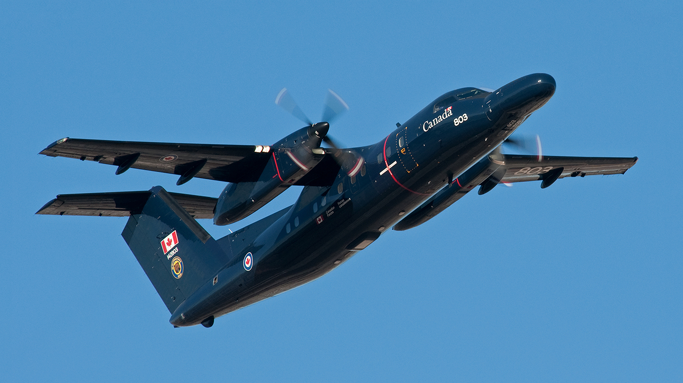 dash-8-12x16-from-17-wing-drive.jpg