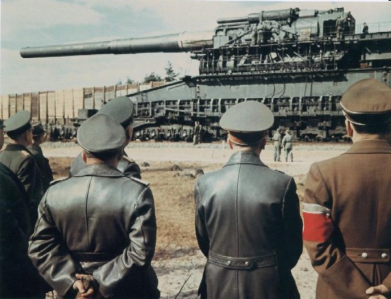 Dora inspection by Hitler.jpg
