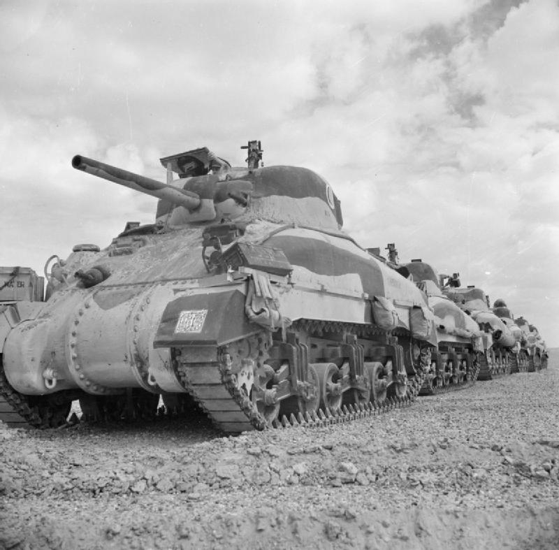 el-alamein-tanks-lined-up.jpg