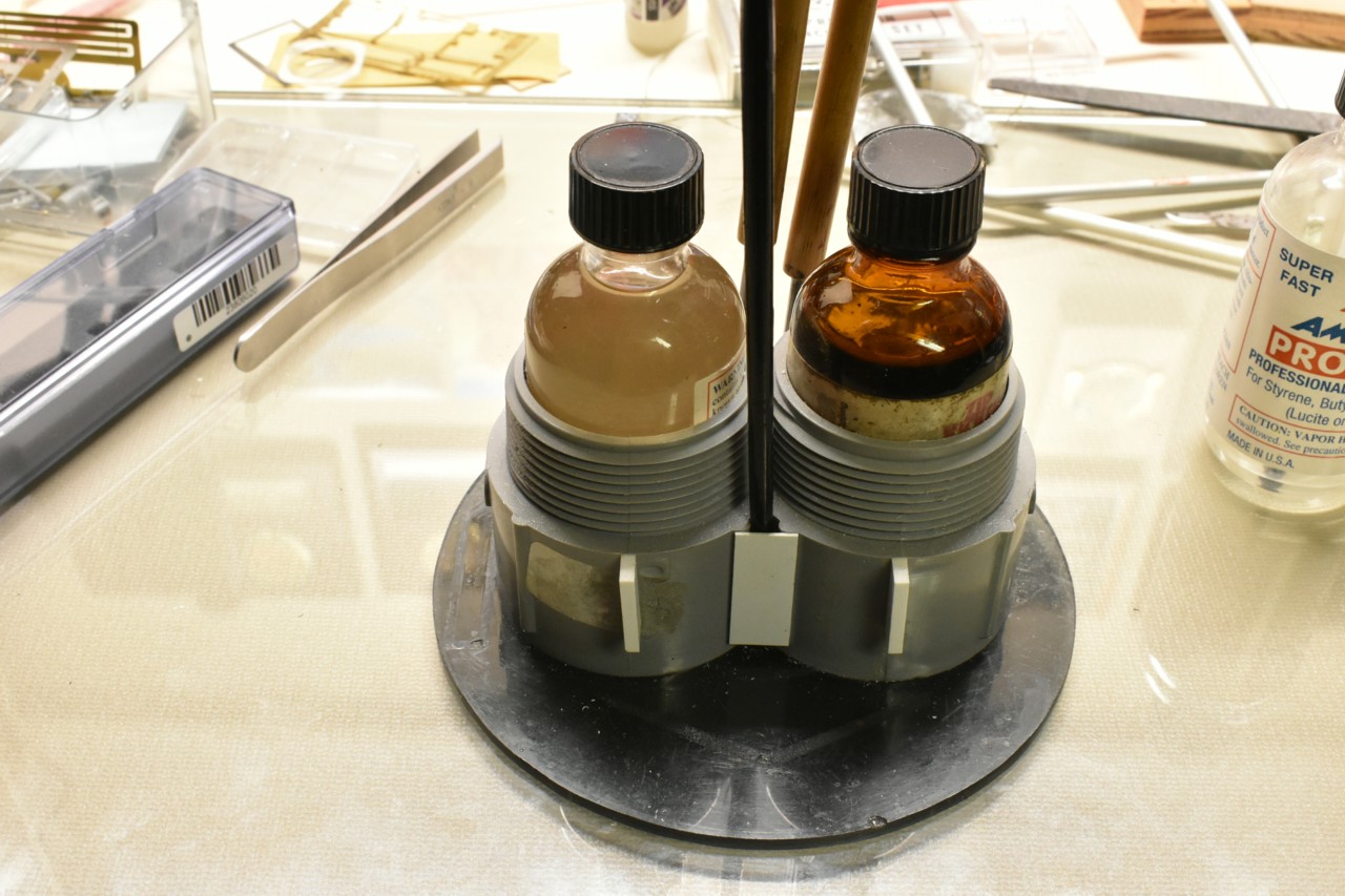 Glue & Accel bottle holder.jpg