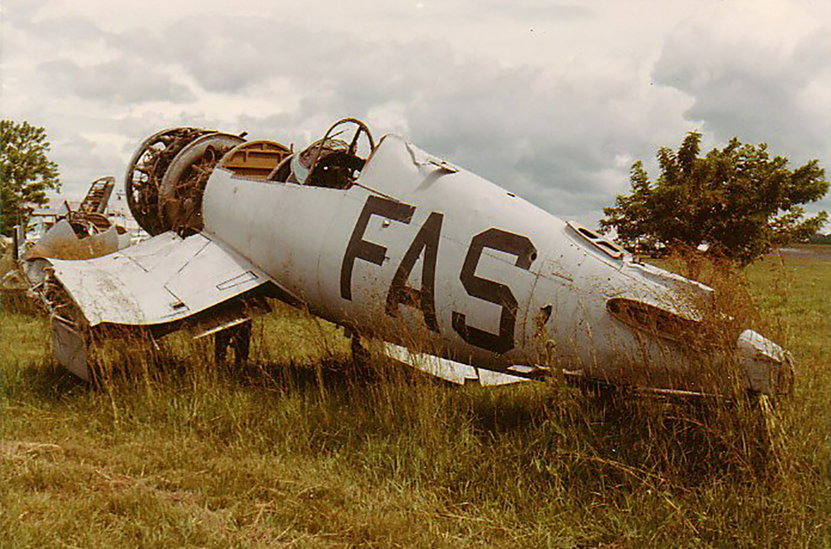 Goodyear-FG-1D-Corsair-El-Salvador-Airforce-airframe-01.jpg