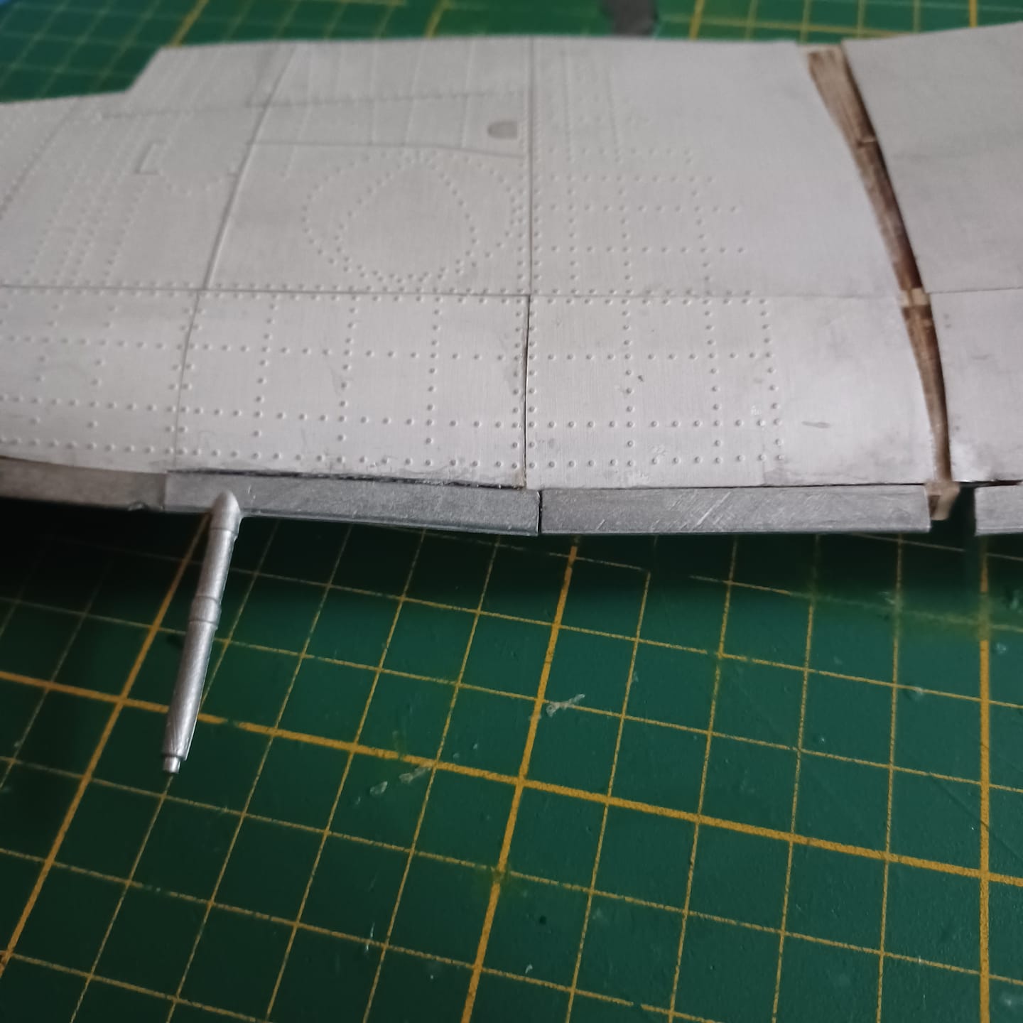 hgVhY9U9s_mid - Copy.jpg