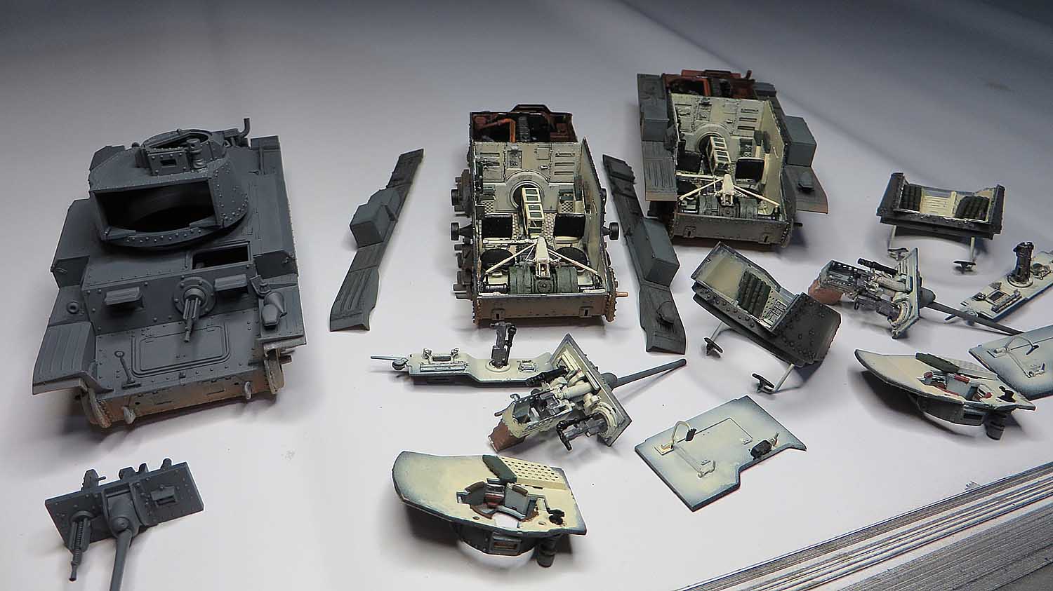 Hobbyboss and Tamiya Panzer 38T 2.jpg
