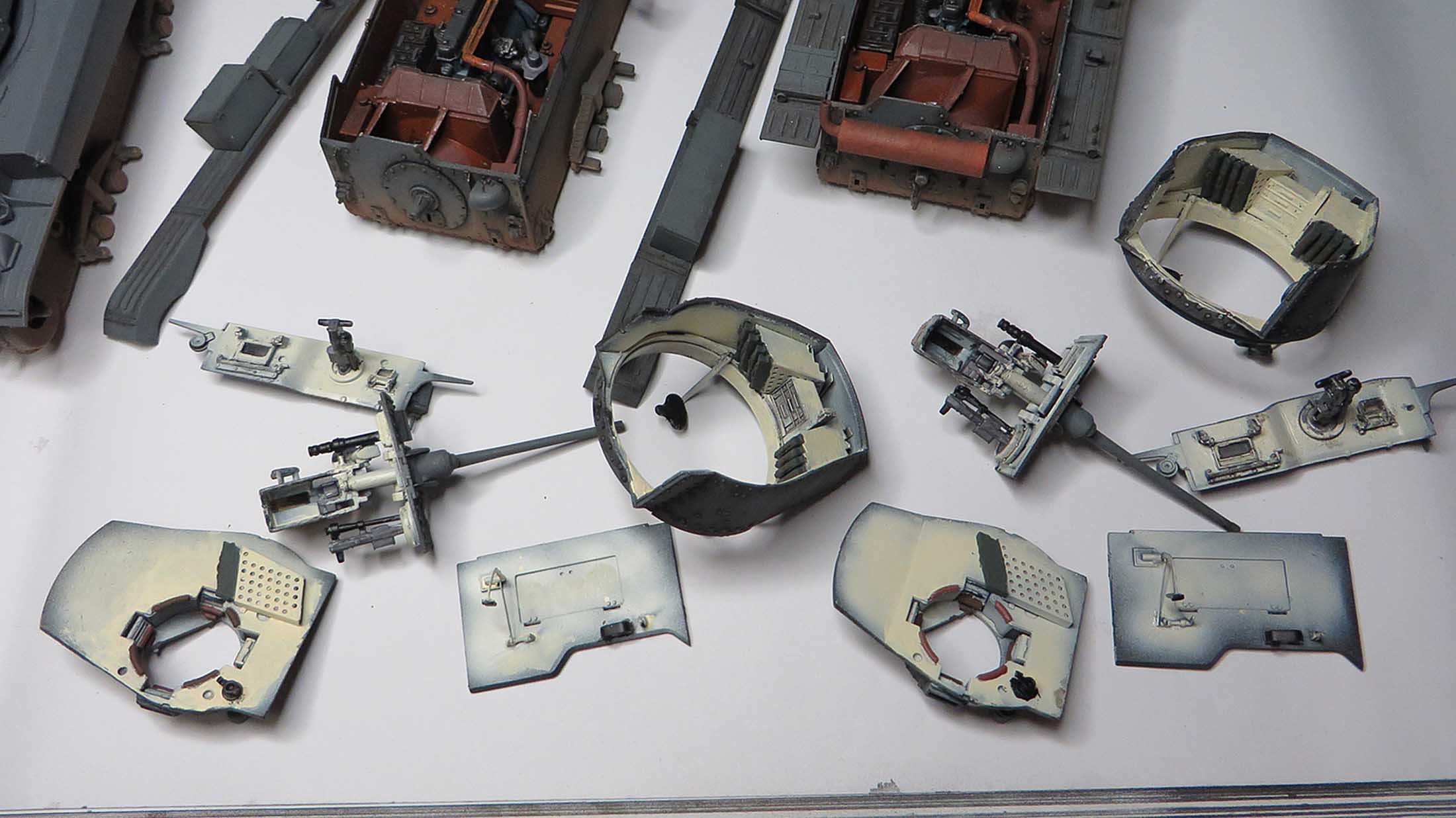 Hobbyboss Panzer 38T Sub sections3.jpg