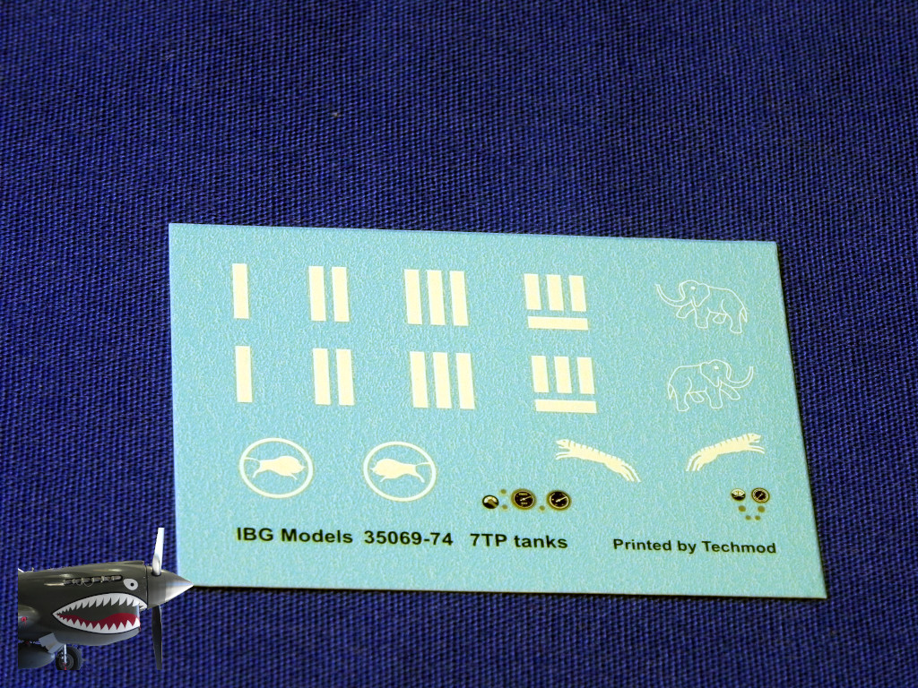 IBG7TP35074LSprueXDecals.JPG