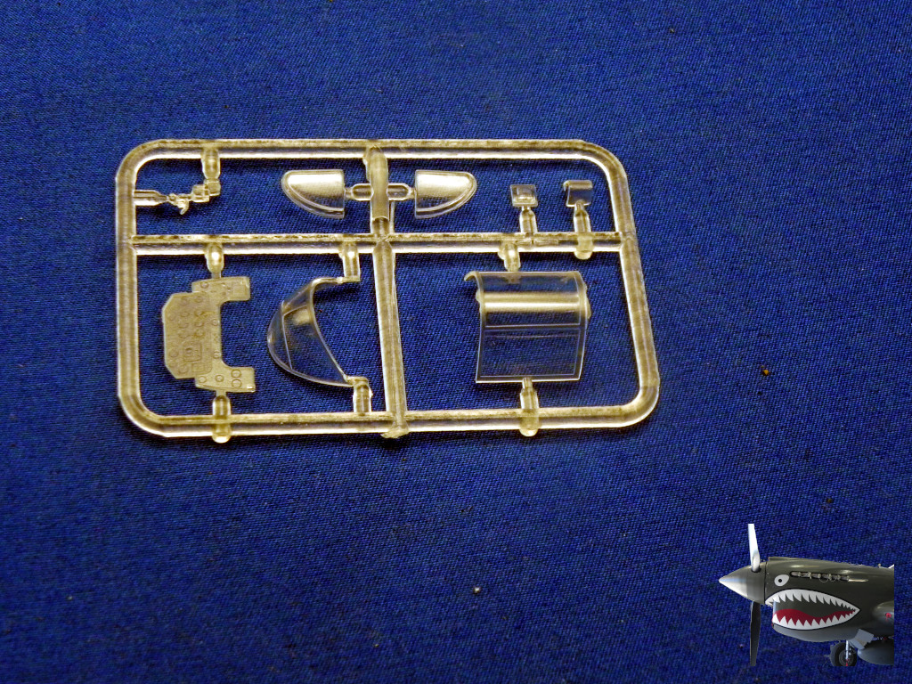 ICM 48 LaGG-3 Series 7-11 Sprue Tree Clear.JPG