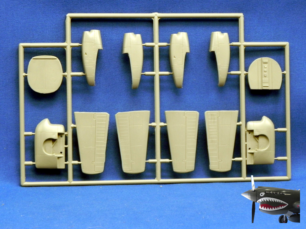 KP KPM0435 Let L-410OVP-E Sprue 04.JPG