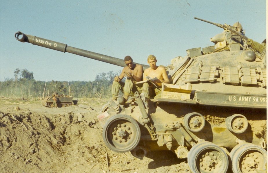 M48A3 Wild One 5 side.jpg