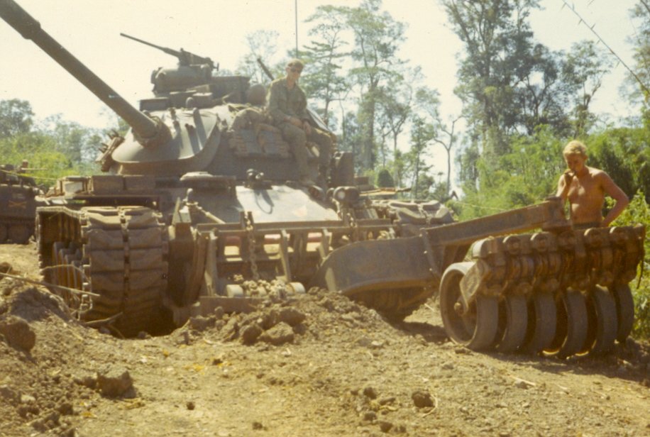 M48A3 Wild One scan0011.jpg