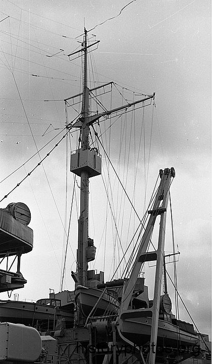 Main_mast.jpg