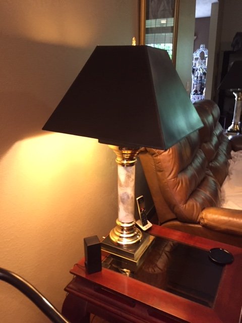 Marble lamps03.JPG Marble lamps03.JPG