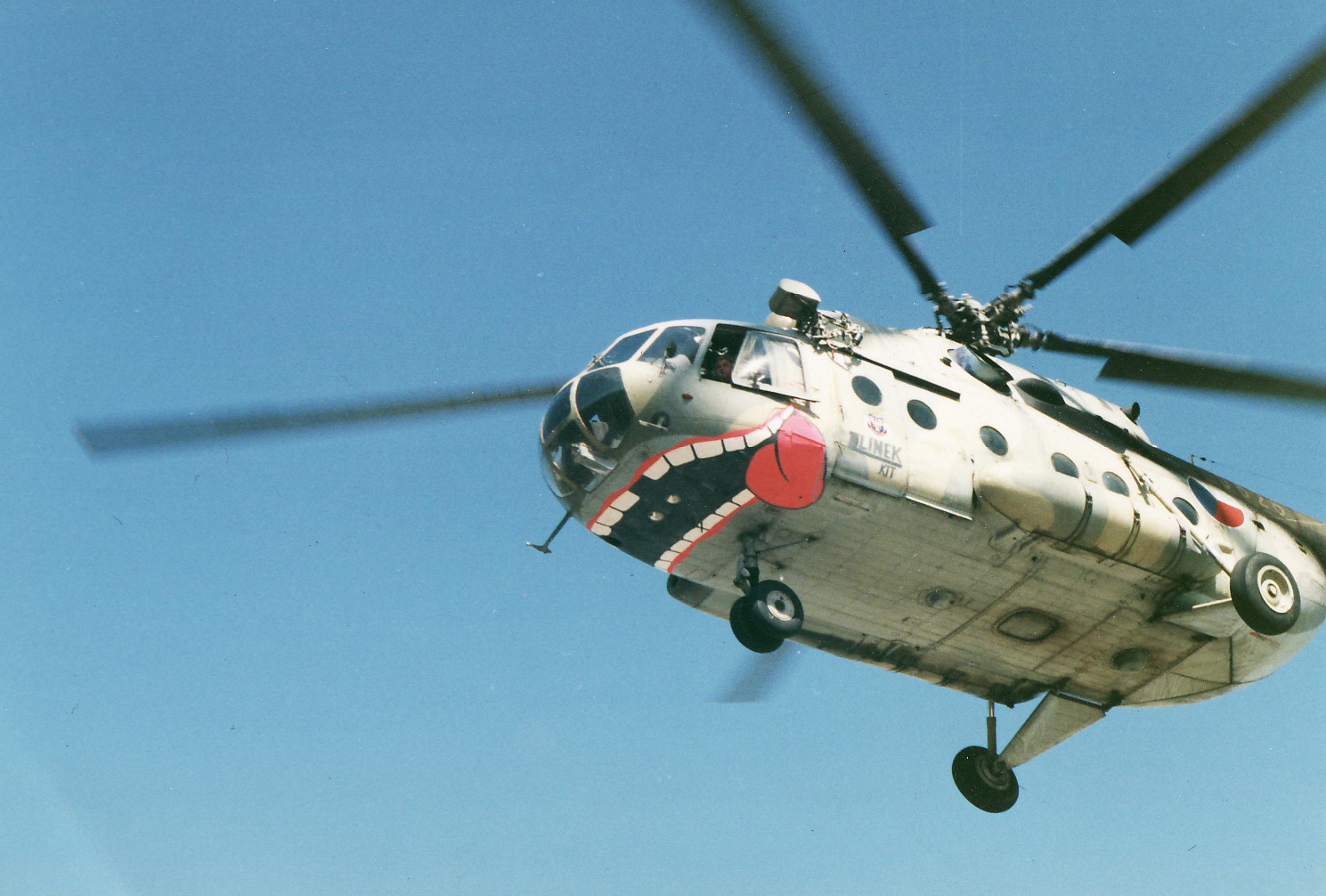Mi-8 Czech 0826 02.jpg