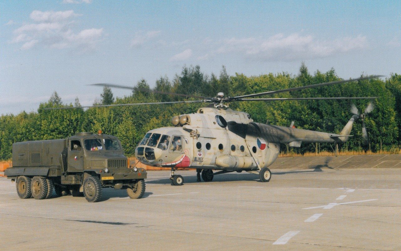 Mi-8 Czech 0826 04.jpg