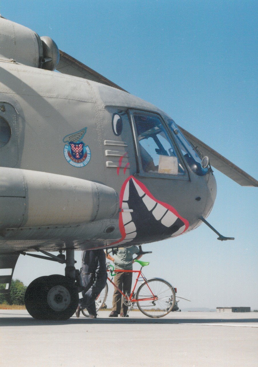 Mi-8 Czech 0826 06.jpg