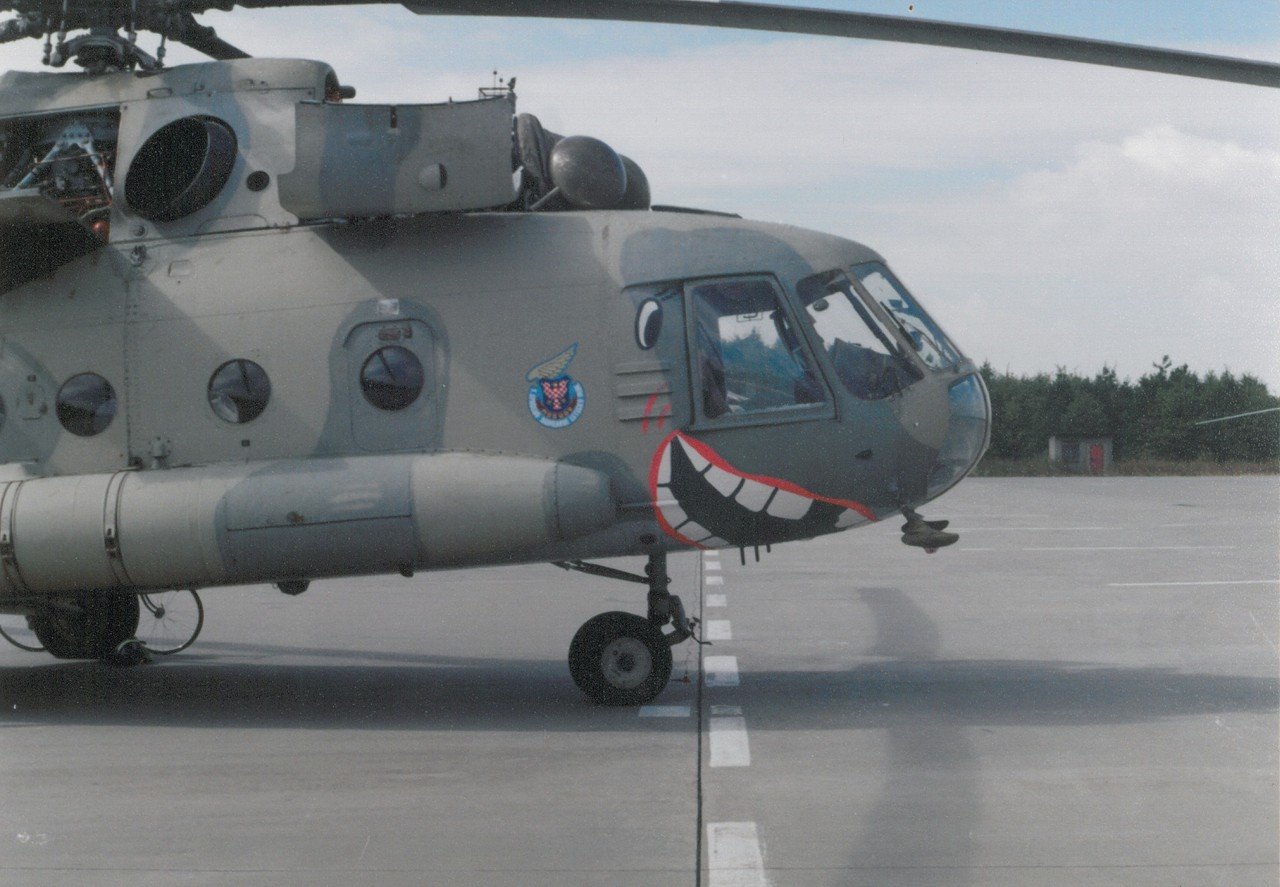 Mi-8 Czech 0826 07.jpg