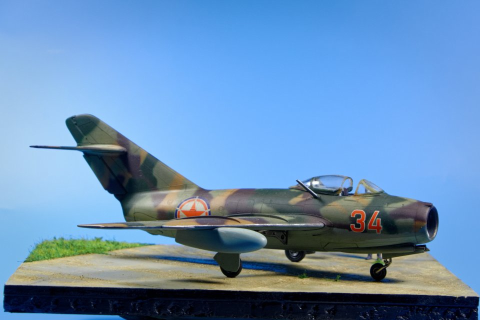 Mikoyan Mig-15 bis - 048 Monogram_003.jpg